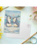 Mr. & Mrs. Panda Postkarte Pinguine trösten Design ohne Spruch in Weiß