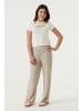 Garcia Hose mit weitem Bein und Glanzoptik in silver