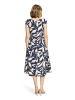 BETTY & CO Cocktailkleid mit Aufdruck in Dark Blue/Nature