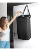 EASYmaxx Pfandflaschen-Sammelbehälter 80l schwarz mit Türhaken inkl. 2 Beuteln Schwarz