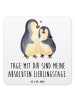 Mr. & Mrs. Panda Untersetzer Pinguin umarmen mit Spruch in Weiß