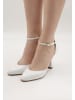 faina Leder Pumps in Creme