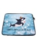 Mr. & Mrs. Panda Laptop Tasche Orca Zylinder mit Spruch in OZeichenanblue