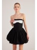 Holly Lolly Kleid in Schwarz