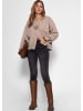 SASSYCLASSY Strickjacke mit Blumenapplikation in Taupe