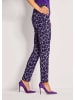 MADELEINE Gerade Jersey-Leggings mit Animal-Print in purple / schwarz