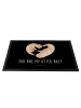Mr. & Mrs. Panda Eingangsteppich Otter Herz mit Spruch in Schwarz
