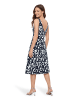 Vera Mont Cocktailkleid mit Print in Weiß/Dunkelblau