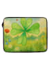 Mr. & Mrs. Panda Laptop Bag Blume Kleeblatt Design ohne Spruch in Weiß