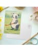 Mr. & Mrs. Panda Postkarte Panda Hockey spielen Design ohne Spruch in Weiß