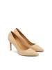 Kazar Pumps in Beige