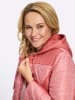 Sieh an! Steppjacke in grapefruit-ecru-bedruckt