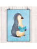 Mr. & Mrs. Panda Poster Pinguin Buch ohne Spruch in Eisblau