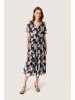 Soaked in Luxury Jerseykleid SLAldora Feminine Form in Navy Leaf Print