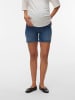 mama licious Shorts in Medium Blue Denim