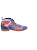 Think! Boots in bunt