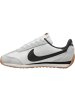 Nike Sneaker Pacific in White/Black-Platinum Tint