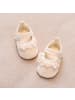 MUNADUNA Baby-Schühchen mit Spitzenbesatz in Beige