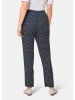 GOLDNER Fließende Schlupfhose Louisa in marine / sand / gemustert