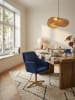 KADIMA DESIGN Sessel-Drehstuhl: Samtbezug, Eisenuntergestell, Armlehnen, 360° drehbar in Blau