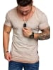 Amaci&Sons Basic Oversize T-Shirt mit V-Ausschnitt NYC in Beige