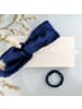 Ailoria SOYEUX & DOUX Set Headband und Scrunchie S aus Seide in blau