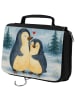 Mr. & Mrs. Panda Kosmetiktasche Pinguin umarmen Design ohne Spruch in Weiß