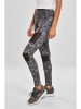 Urban Classics Leggings in dark digital camo