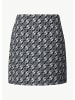 comma Rock  in  59Q0_navy