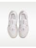 Nike Sneaker Cosmic in White/Black-Bleached Lilac-Sail