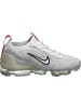Nike Nike Turnschuhe in photon dust/white/navy