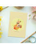 Mr. & Mrs. Panda Postkarte Glühwürmchen ohne Spruch in Gelb Pastell