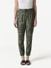 KOROSHI Schmale drucktechnologie leggings in khaki