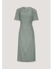 Hessnatur Hessnatur Gewebe Kleid gerafft Midi aus reinem Lyocell LYOCELL in mattgrün