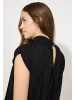 More & More Crepe-Jersey Kurzarmshirt in black