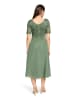 Vera Mont Cocktailkleid mit Spitze in Pale Peridot