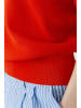 Oui Shirt in red alert
