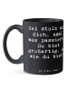 Mr. & Mrs. Panda Mug Spruch Mit Enttäuschungen umgehen Stolz mit... in Schwarz