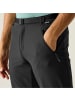 Regatta Xert Stretch Outdoorhose mit Gürtel in Schwarz