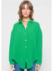 SASSYCLASSY Ultra Oversize Musselin-Blusenhemd kürzere Variante in Frühlingsgrün