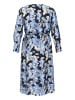 KAFFE curve Kleid KCjuna Loose fit in Black/Blue Graphic Strokes