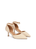 Kazar Pumps in Off-white