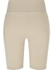 Urban Classics Urban Classics Damen Ladies Color Block Cycle Shorts in softseagrass/white