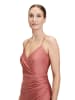 Vera Mont Abendkleid figurbetont in Bright Rust