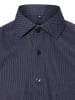 Andrew James Hemd in marine