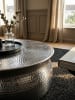 KADIMA DESIGN Orient Couchtisch handgefertigt, Hammerschlag-Aluminium, großzügig in Silber