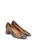 Kazar Pumps in Beige