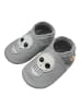 Yalion Babyschuhe aus echtem Leder mit rutschfester Sohle –Hellgrau mit Totenkopfmuster