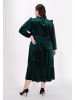 faina Women Plus Size Dress in emerald