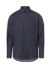 Andrew James Hemd in marine